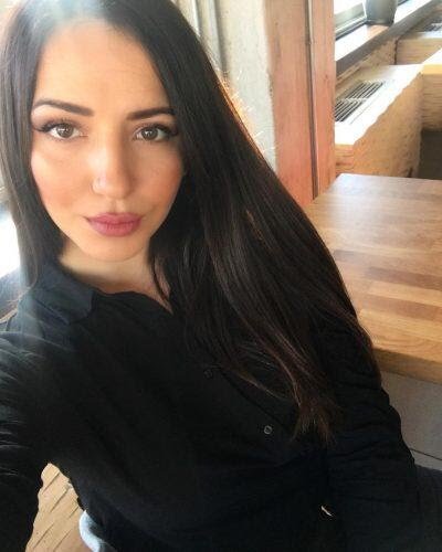 Çağla - Bostancı VIP Escort Bayan Modeli - Gerçek Fotoğraflı İlan