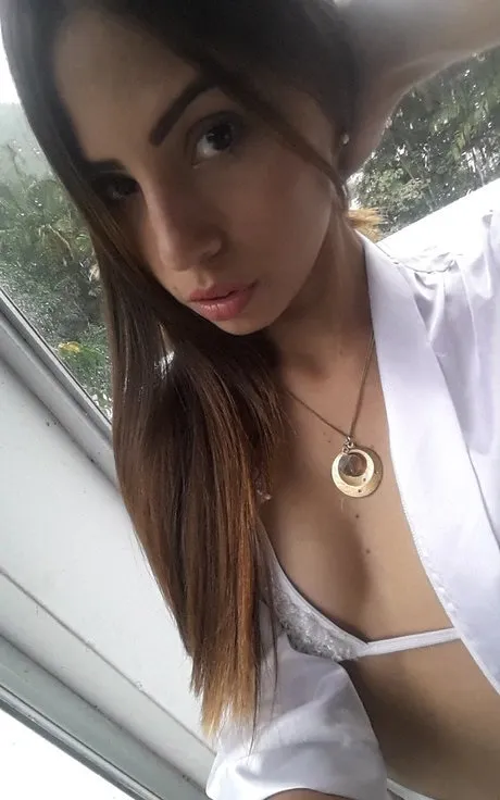 Irmak - Bostancı VIP Escort Bayan Modeli - Gerçek Fotoğraflı İlan